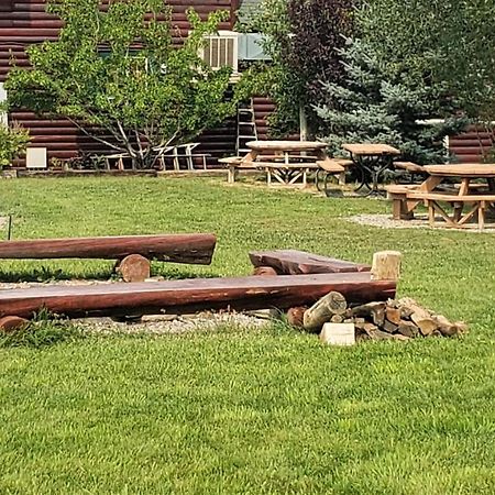 Wolf Den Log Cabin Motel And Rv Park Thayne 외부 사진