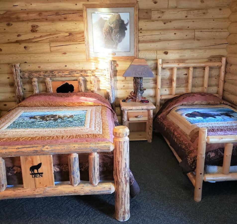 Wolf Den Log Cabin Motel And Rv Park Thayne 외부 사진