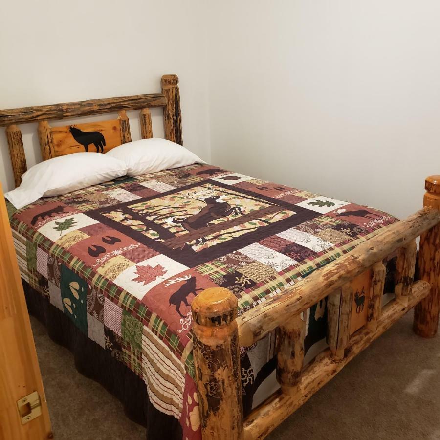 Wolf Den Log Cabin Motel And Rv Park Thayne 외부 사진